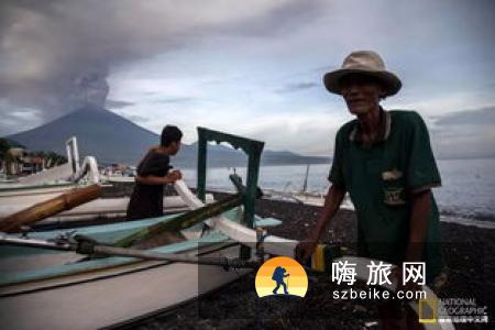 巴厘岛阿贡火山再次喷发 建议广大游客关注最新提醒