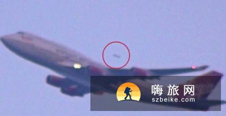 纽约肯尼迪机场惊现UFO 高速超过正在起飞客机