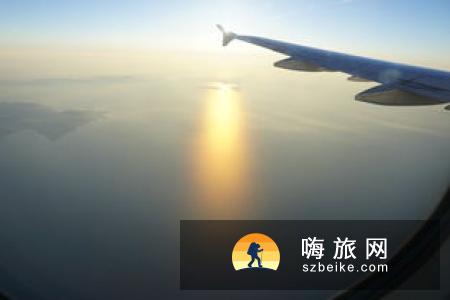 法空姐吃巧克力免费获得“太空游”